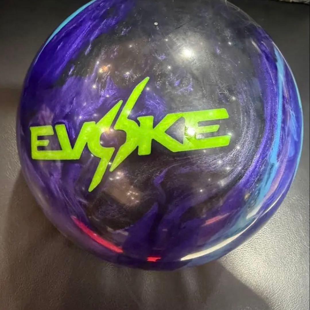 【美品】MOTIV EVOKE HYSTERIA 15ポンド 送料込 美品】EVOKE HYSTERIA 15ポンド Motiv Evoke Hysteria Bowling