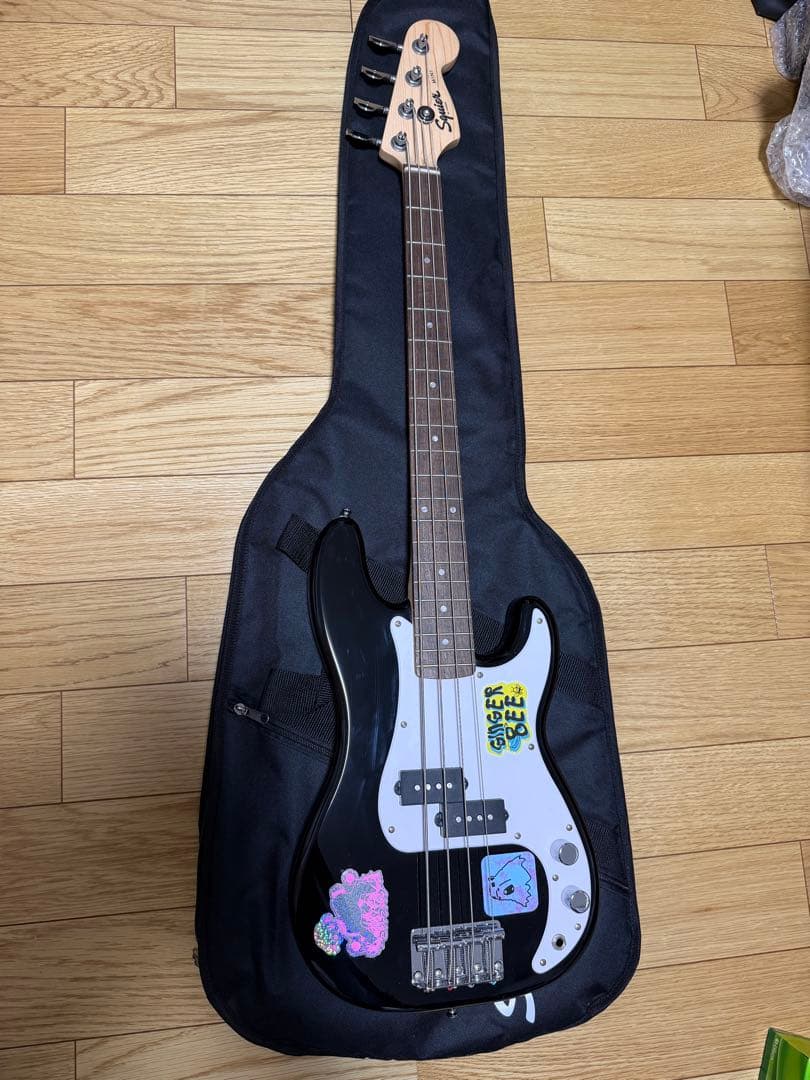 ベース Squier by Fender Bass Mini P Bass Amazon.com: Mini Precision Bass®, Laurel Fingerboard, Dakota Red