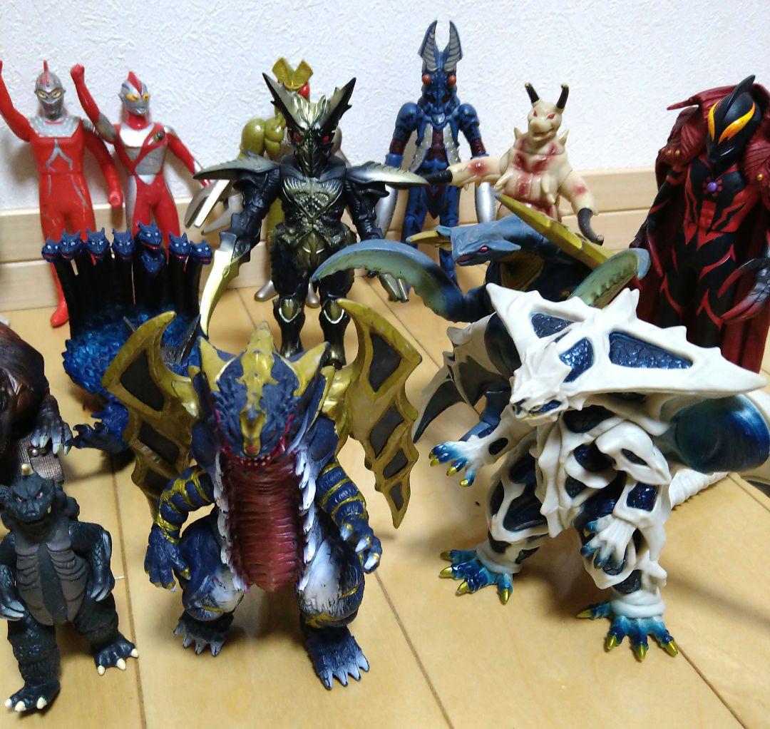 ☆まとめ売り☆ウルトラマン怪獣 ソフビ 22体セット - メルカリ