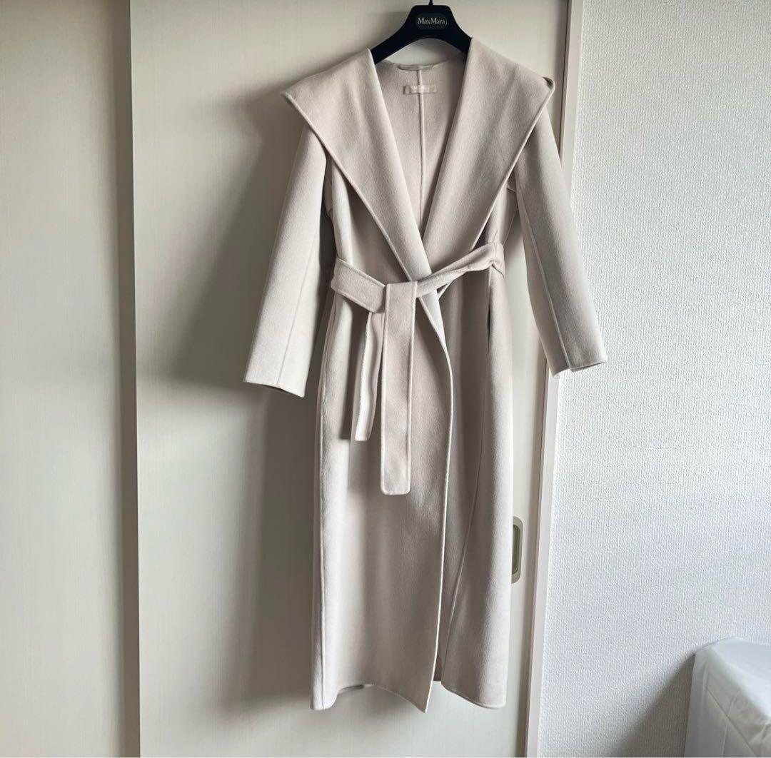 マックスマーラ クチートアマーノ ロゴプレート 上品なエクリュ