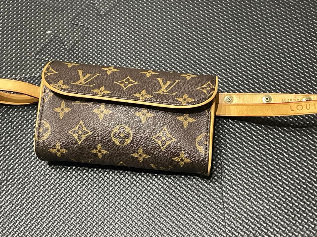 LOUIS VUITTON ルイ・ヴィトン フロランティーヌ xs モノグラム Louis Vuitton ルイヴィトン モノグラム ポシェット フロランティーヌ