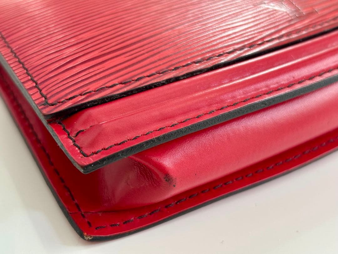 割引ファッション - 【価格交渉可】ルイヴィトン エピ レザー