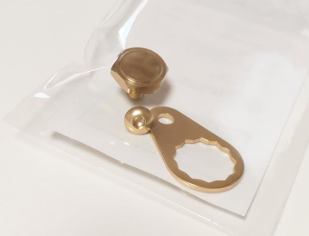 KTF IXA ダイワ スクリュータイプ ハンドルファスナー／ゴールド