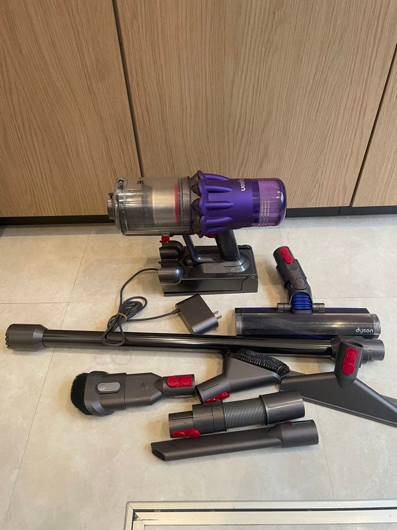 Dyson SV18クリ－ナ－ Dyson Digital Slim (SV18) | ダイソン