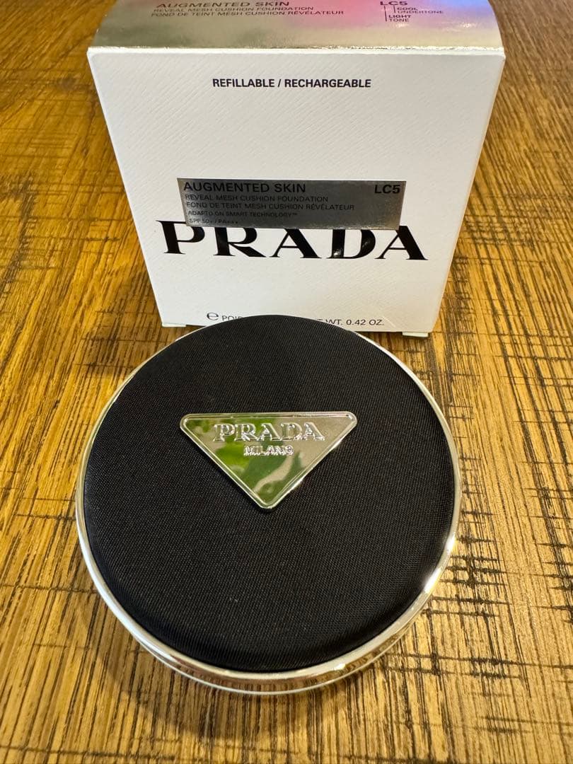 PRADA AUGMENTED SKIN LC5 クッションファンデーション