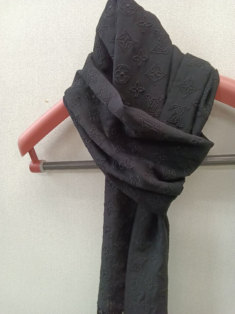 SALE【Louis Vuitton】モノグラム ロゴ刺繍 ストールの通販はau PAY