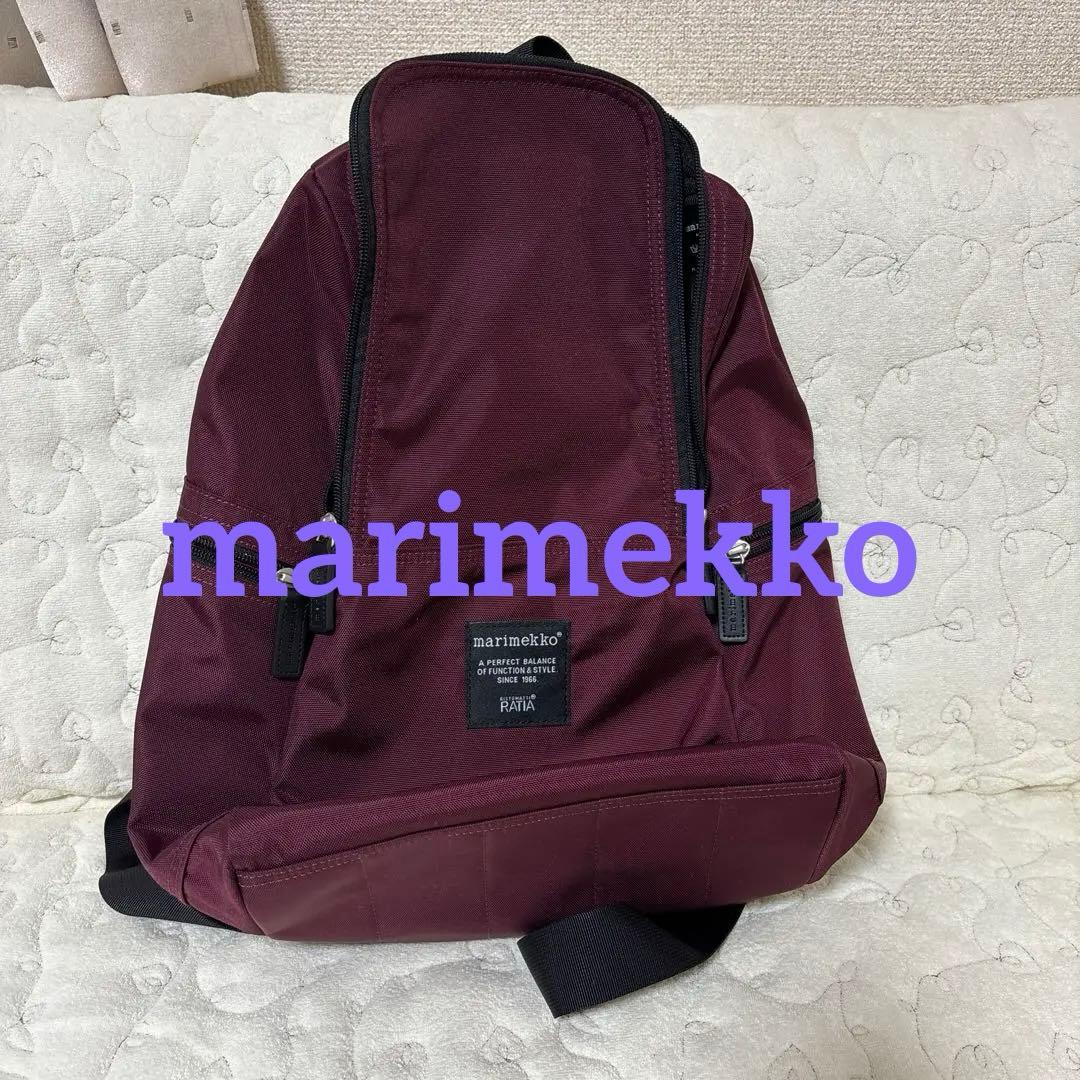 希少 marimekko BUDDY 限定カラー 赤 リュック マリメッコリュック