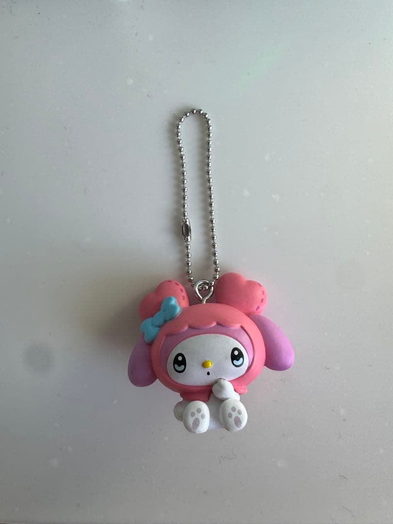TWICEサンリオコラボ モモ マイメロディ キーホルダー - メルカリ