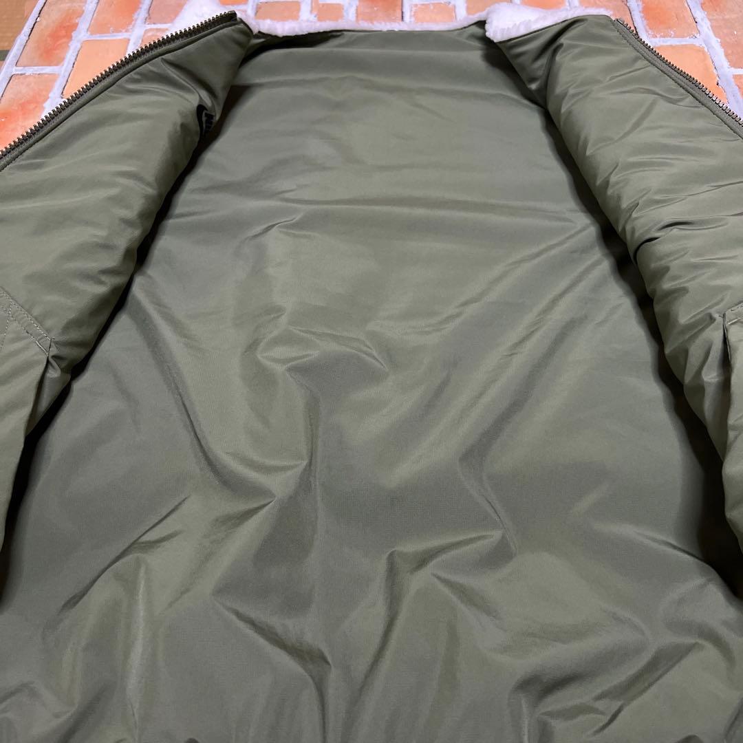 201NIKEリバーシブルベスト ナイキボアモコモコウインタライズドス