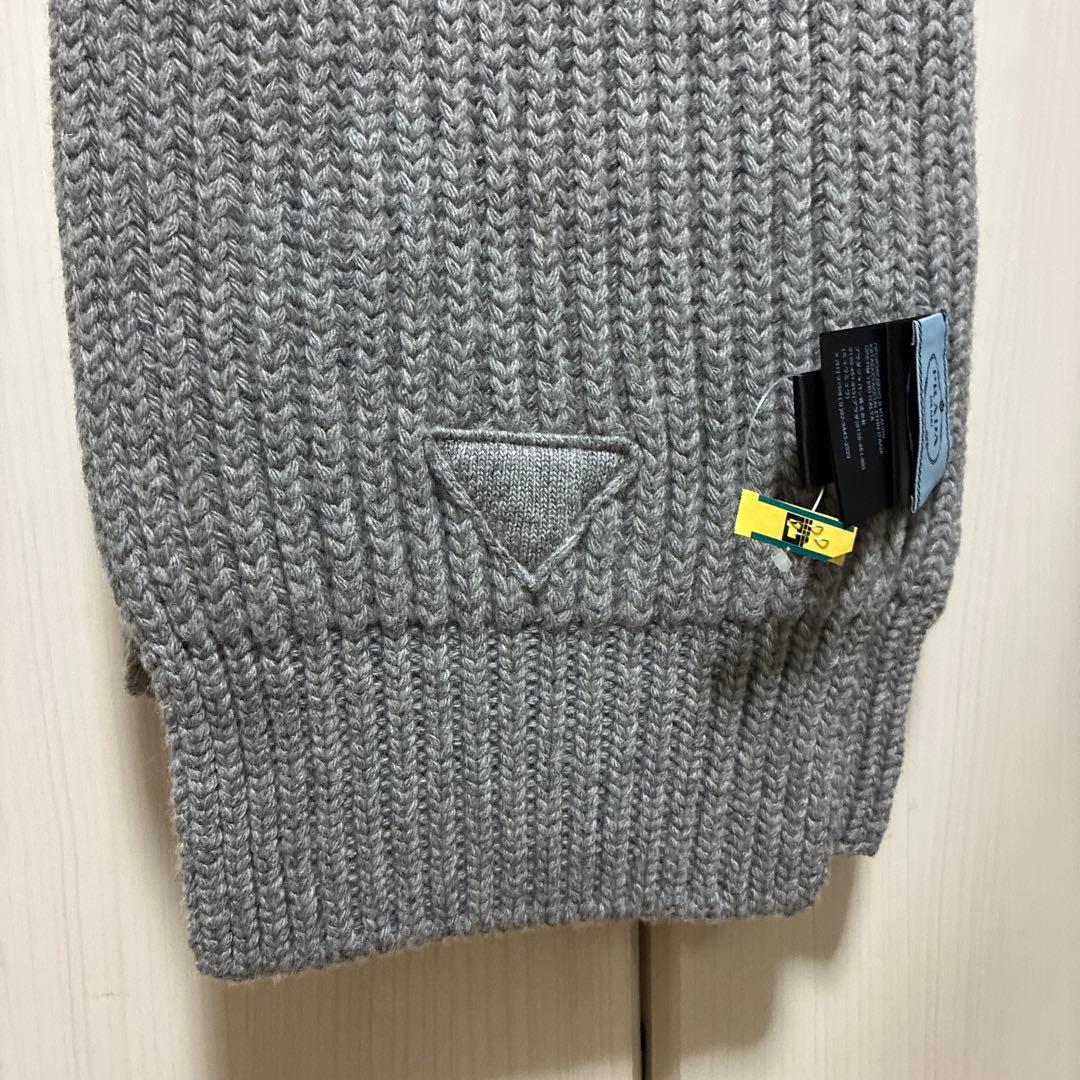 最終値下げ⭐️PRADA プラダ ニットマフラー - メルカリ