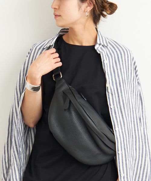 【AULENTTI/オウレンティ】レザーショルダーBAG AULENTTI（オウレンティ） ショルダーバッグ バッグ 「AULENTTI