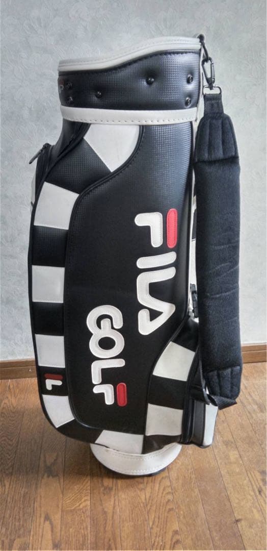 最終値下げ！！FILA ゴルフキャディバッグ ブラック/ホワイト　中古　美品 FILA GOLF / フィラ ゴルフ スタンドバッグ キャディバッグ メンズ