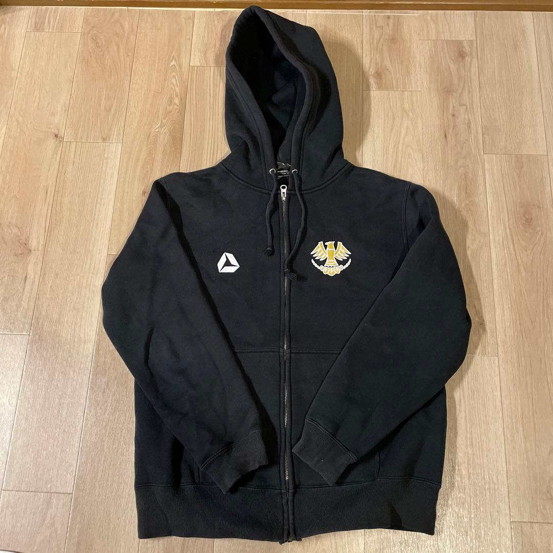 帝京大学 パーカー - メルカリ