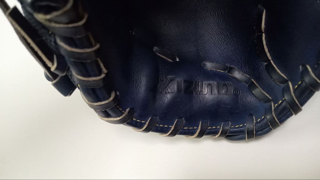 出口雄大選手使用グローブ