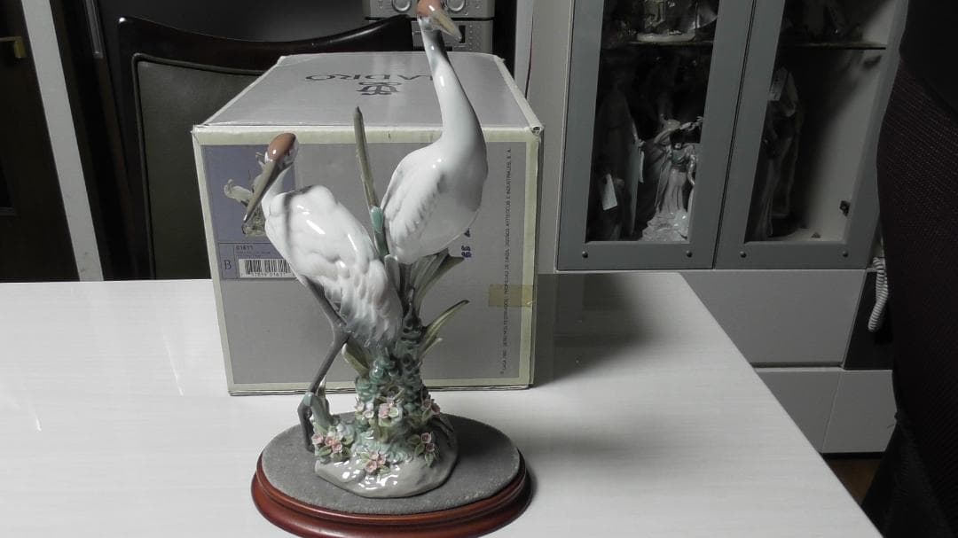 LLADRO　リヤドロ【求愛（２羽の鶴）台座付】値下　リアドロ　インテリＬ318 LLADRO（リヤドロ） ツル 1 鶴 置物 01001611 LLADRO ギフト