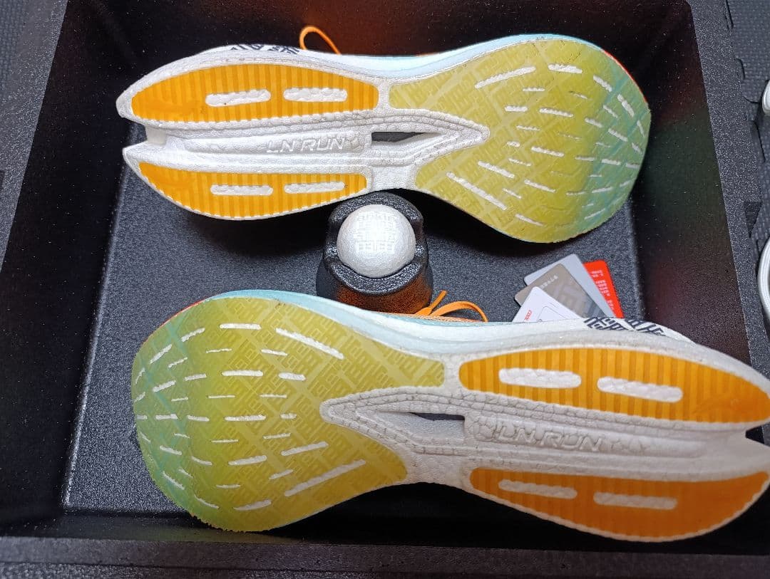 ランニングシューズ 2.0ELITE Feidian 飛電