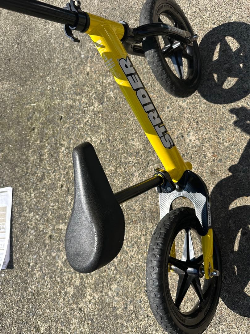 STRIDER　ストライダー　スポーツモデル《イエロー》　正規品