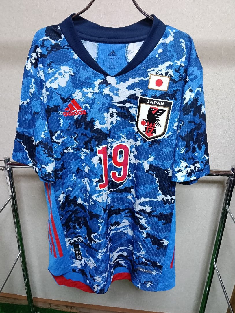 超希少・正規品! 日本代表 酒井宏樹 オーセンティックユニフォーム 20-22L 超希少・正規品! 日本代表 酒井宏樹 オーセンティックユニフォーム 20-22L