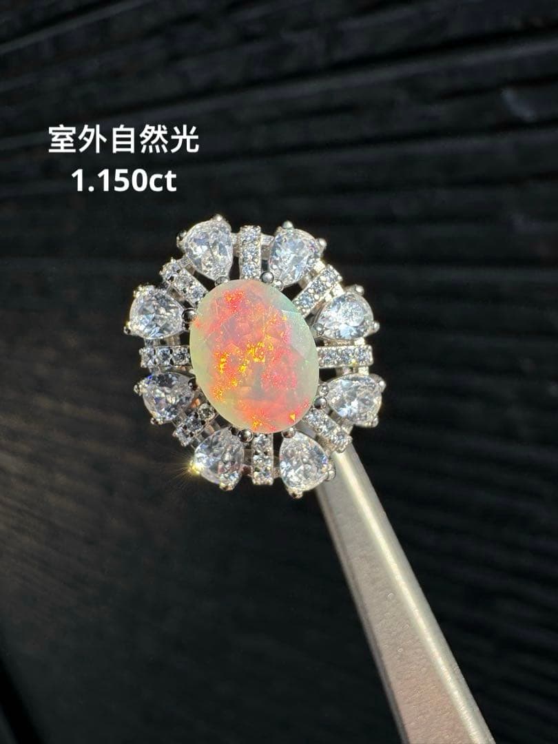 新作　天然石水オパール　ロースカード　極彩1.150ct S925 18KGP 新作 天然ブラックオパール 極彩ルース緑と赤 0 935ct 美麗 天然