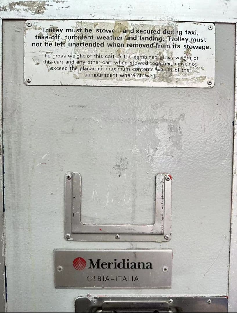 Meridiana航空 イタリア ミールカート フルサイズ 機内カート