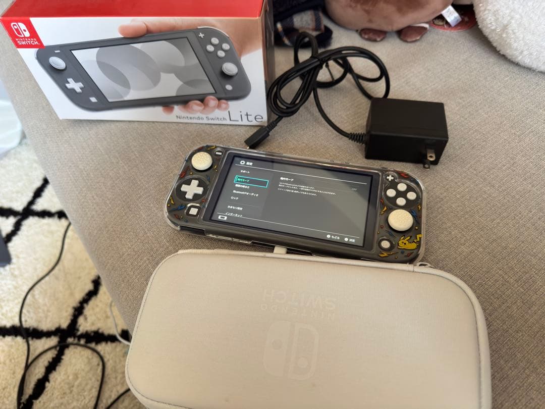 Nintendo Switch Lite 本体 アクセサリー各種付き Nintendo Switch lite本体 NINTENDO Switch Lite 本体 Mega Man Zero