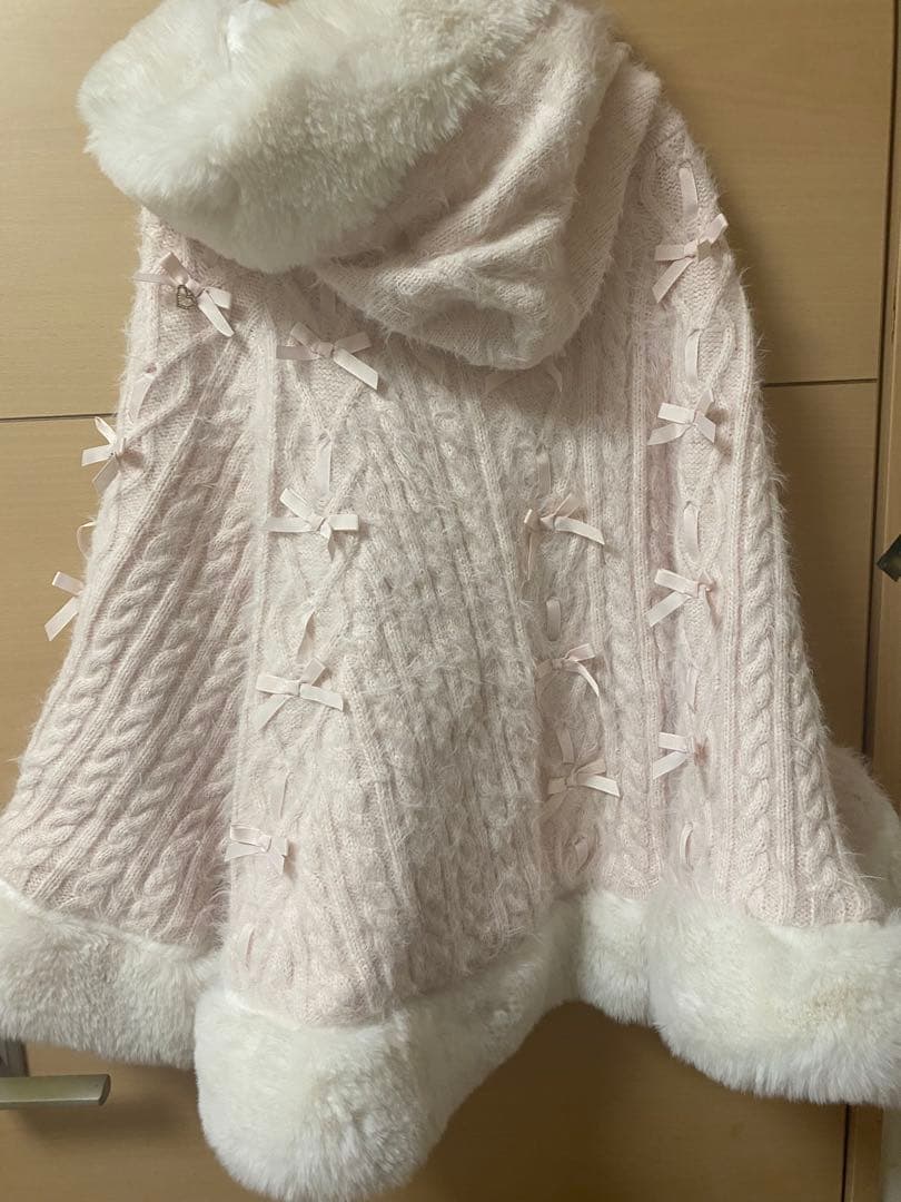 LIZ LISA ポンポンリボンニットファーポンチョ 2024 LISA ポンポン