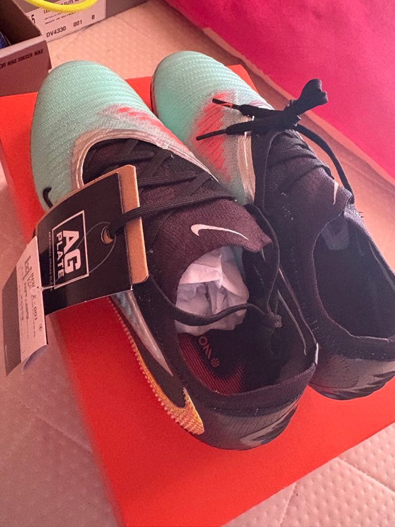 ナイキ ファントム 6 LOW エリート　AG-pro 24.５ NIKE ナイキ ファントム 6 LOW エリート AG-PRO(ブルー×レッド) HQ2335