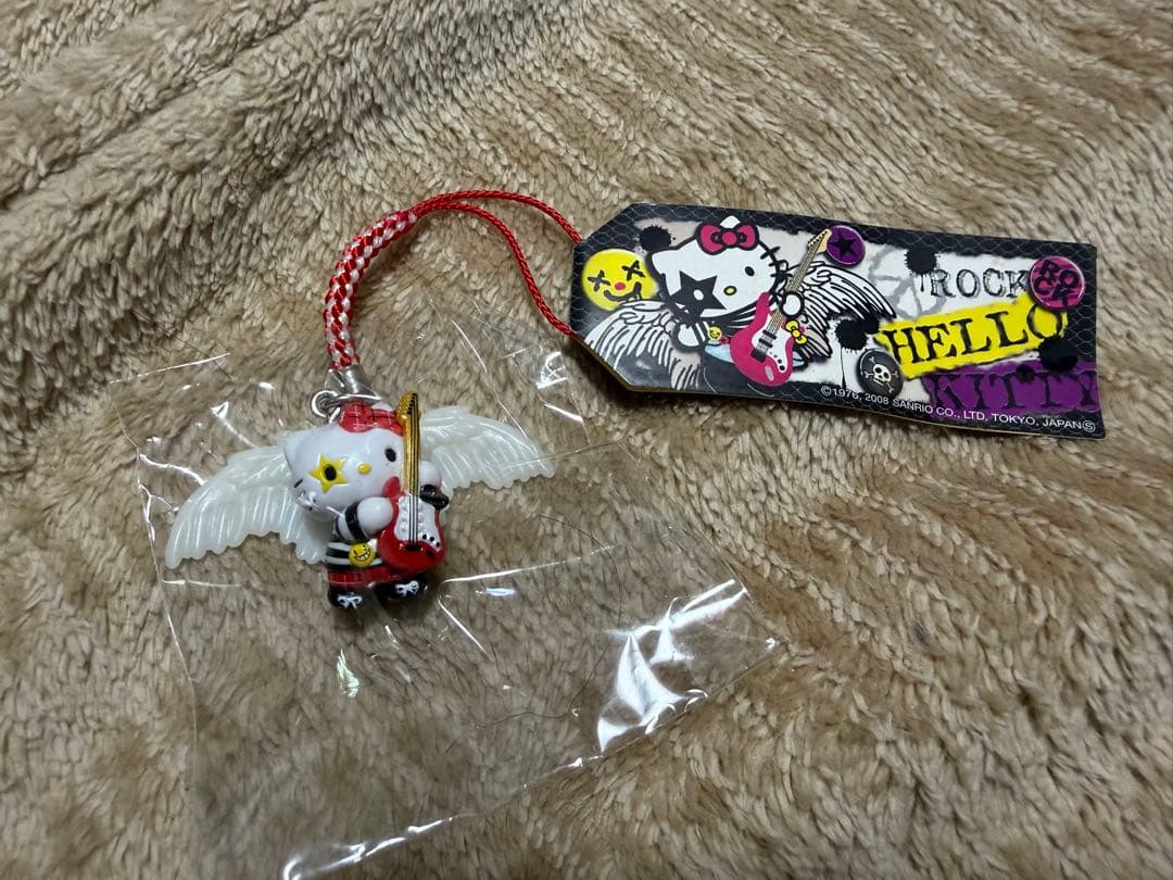 ご当地キティ　ROCK ロック　パンク　ギター　限定　根付　激レア 💓‪ ミクちゃん×ROCK MONO🎸 娘がギターやってるから これは絶対‬