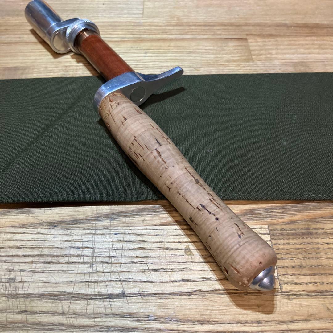 ブライトリバー x キネヤ トラウト2 グリップ