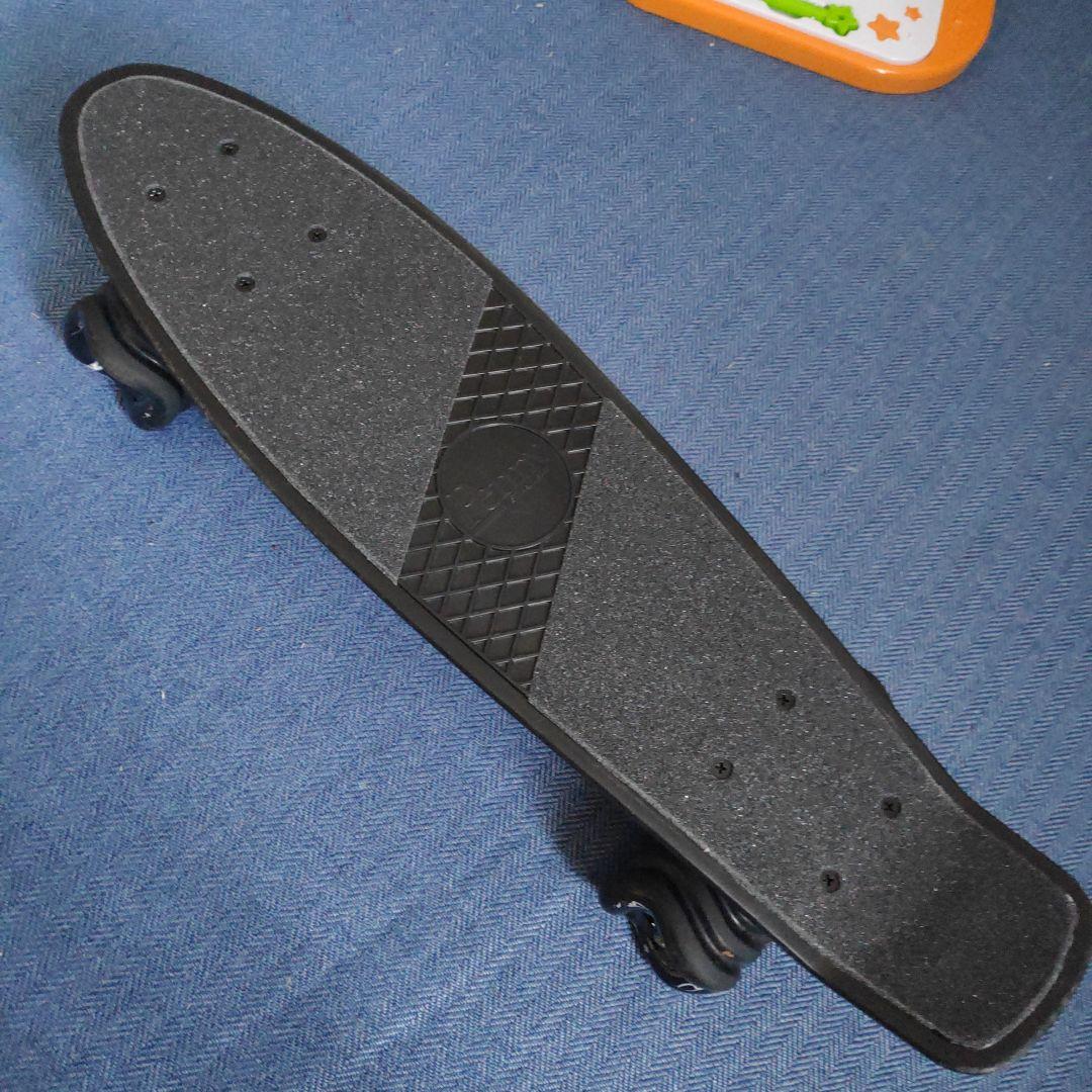 カスタム ペニー 22 インチブラックシャークウィール 72mm penny 黒