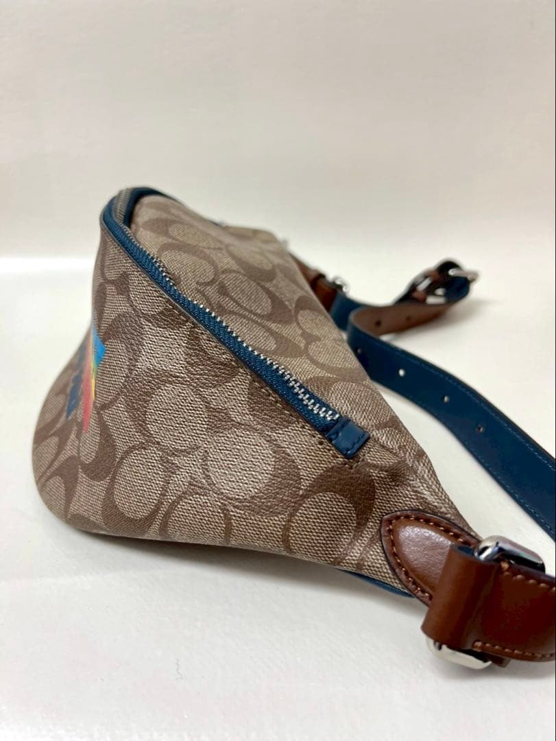 美品 マザーハウス レザー ウエストバッグ ロゴ型押し ファスナー ブラウン