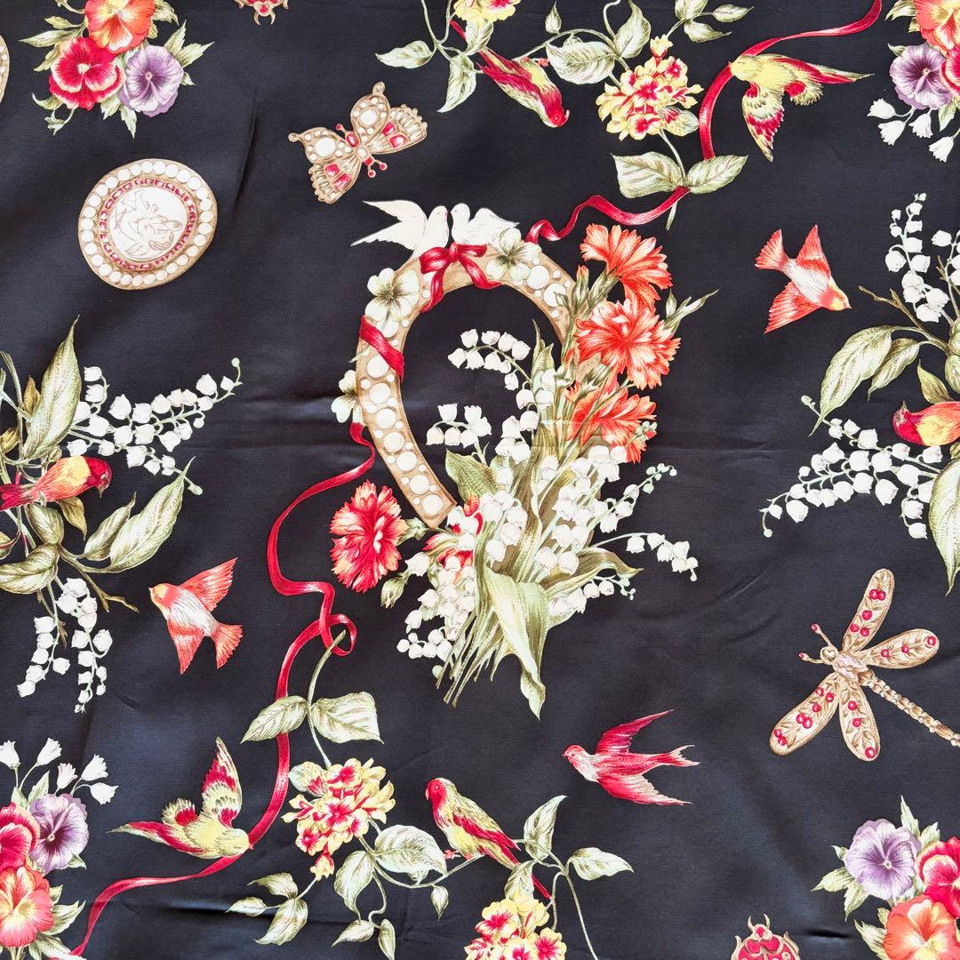 美品】ディオール 大判シルク スカーフ Diorロゴ 花 鳥 トンボ リボン