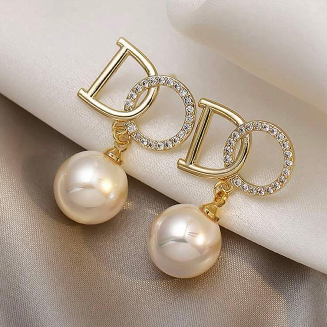 新品 Christian Dior CD ロゴ パールピアス ディオール 片耳 - メルカリ