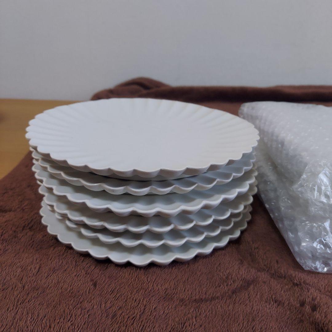臼杵焼 輪花プレート 白 10枚 新品未使用 4枚 開封済 6枚 - メルカリ