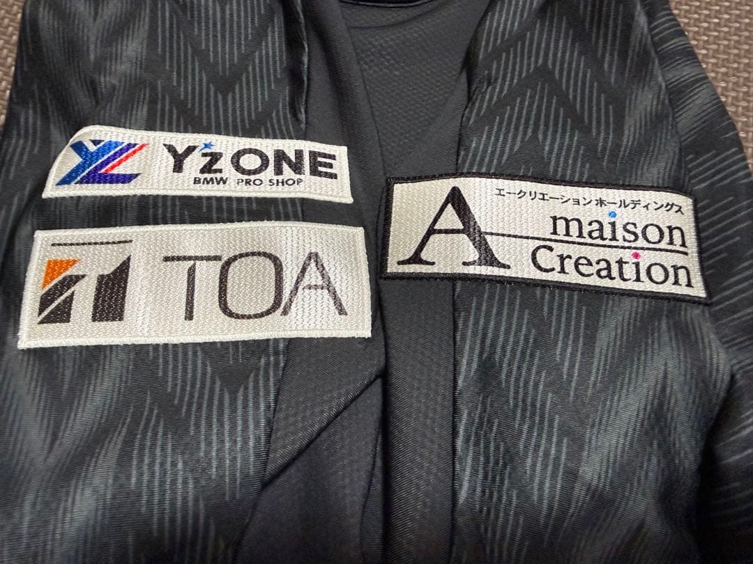 支給品 INAC神戸 hummel 長袖シャツ Sサイズ 黒 - メルカリ