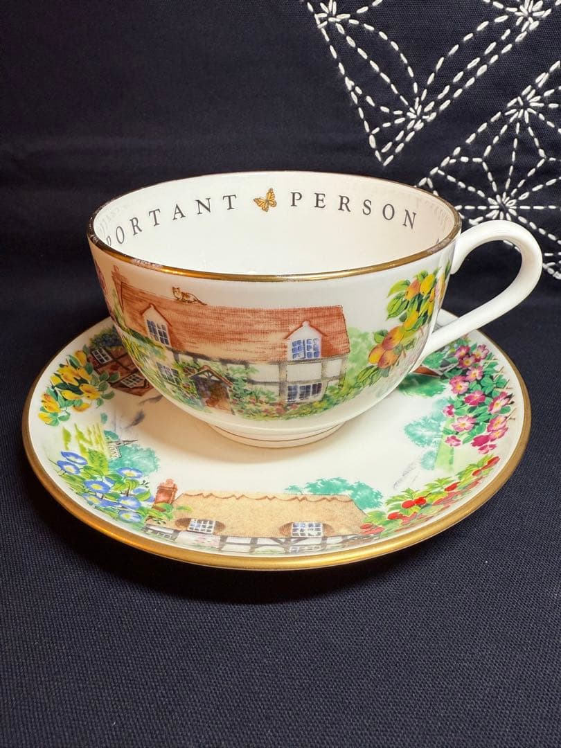 ロイヤルウースター　VIPシリーズ　ジャンボカップ＆ソーサー VIPシリーズ英国製ヴィンテージカップ&ソーサー