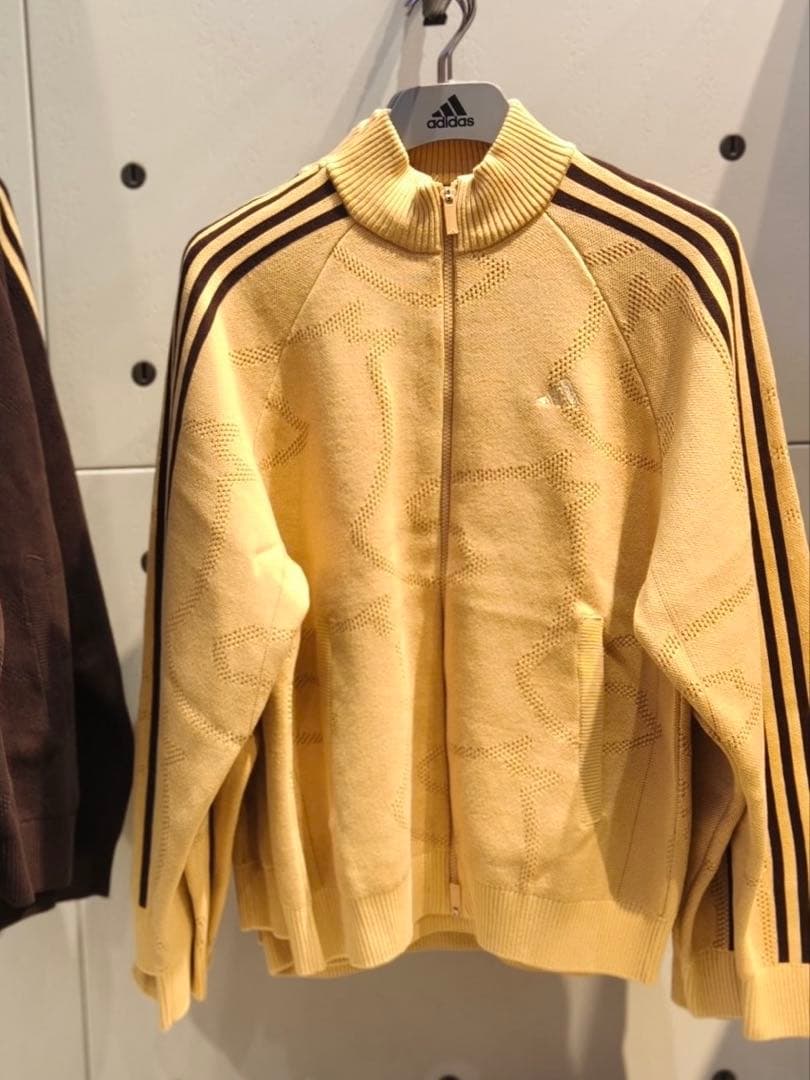 海外限定M Adidas 3 STRIPES ジャケット 干支KE4061 - メルカリ