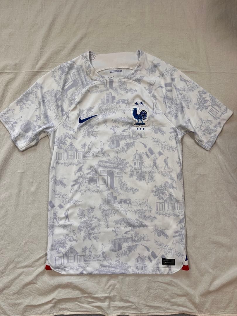 Nike フランス代表 サッカー　ユニホーム　S NIKE フランス代表 2022 ユニフォーム ホーム 半袖 レプリカ DN0690