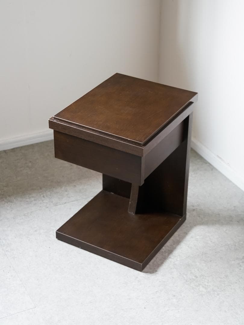 \"FRANCEBED\" イルベローチェ ベッドサイド テーブル モダン