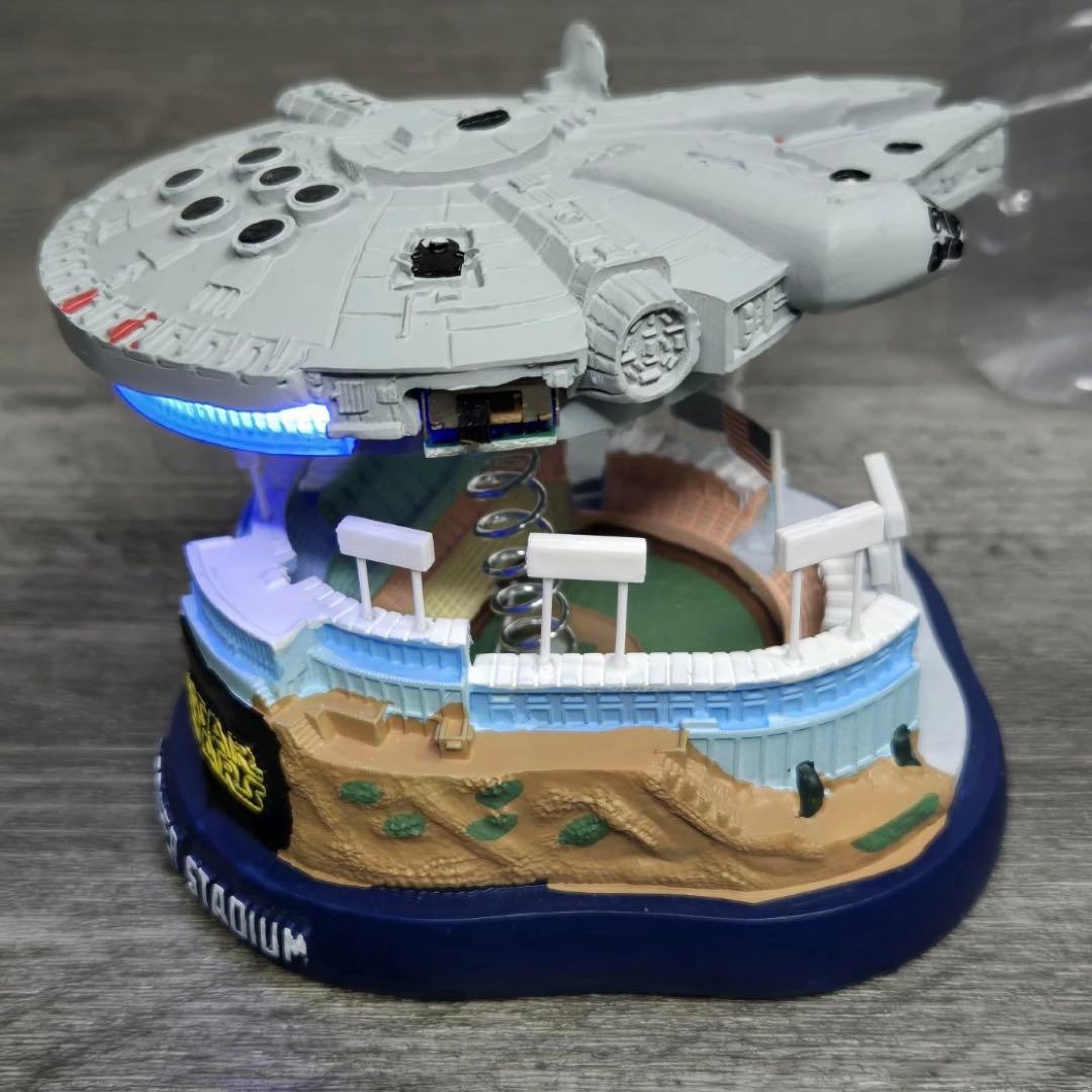 激レア】ドジャース球場配布 スターウォーズ ナイト ミレニアム