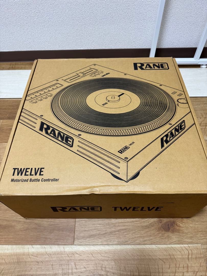 希少　元箱付き　RANE TWELVE（レーン トゥエルブ）DJ コントローラー Amazon.com: Rane DJ Twelve MKII | 12-Inch Motorized Vinyl Like