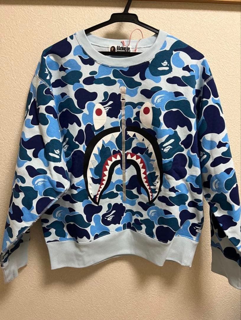 カモフラージュシャークデザインスウェット A BATHING APE（アベイシングエイプ） トレーナー スウェット 1ST CAMO
