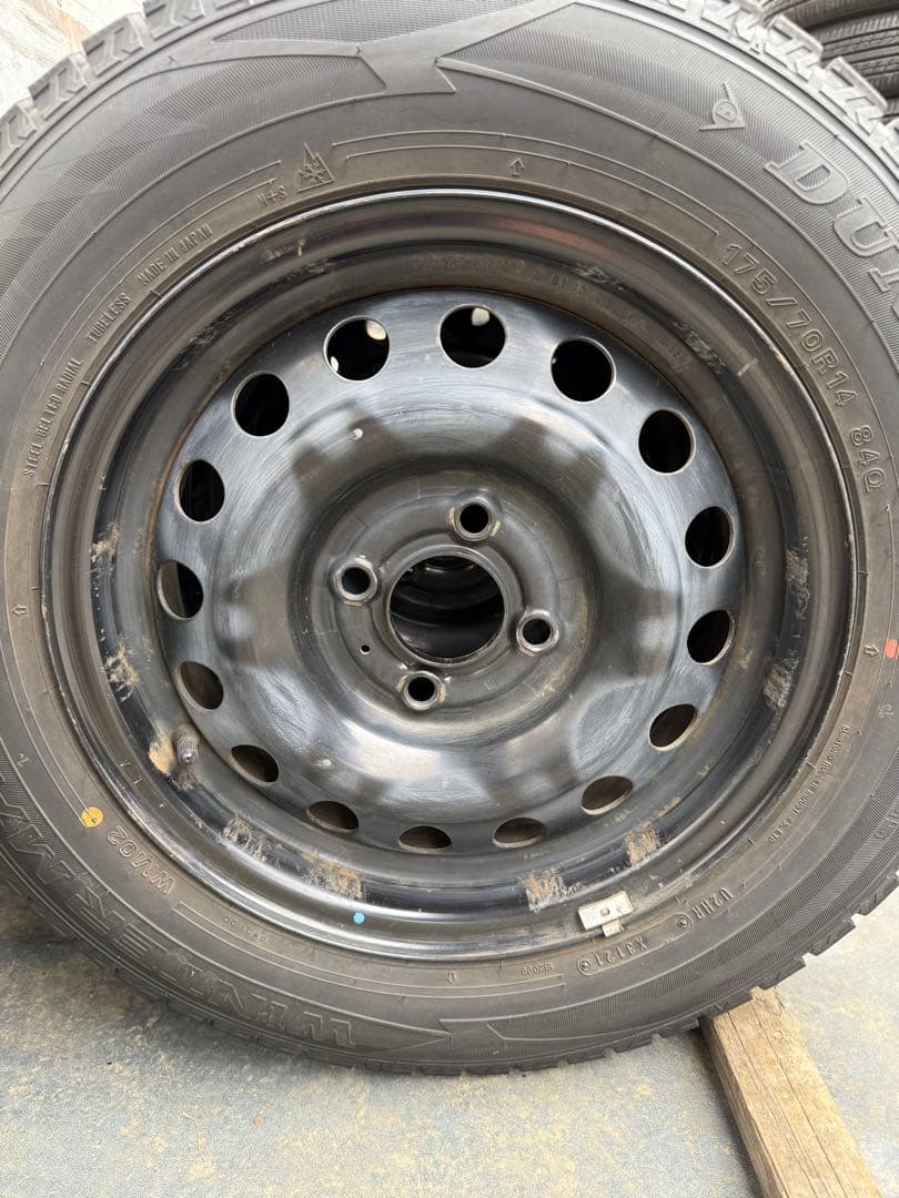 kaz様専用スタッドレス175／70R14 84Qスチールホイールセット深溝