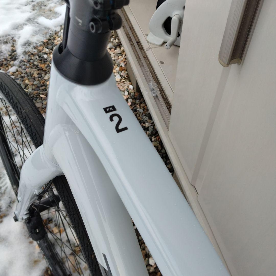 Trek fx2 2025年モデル クロスバイク グレー ホワイト 700C - メルカリ