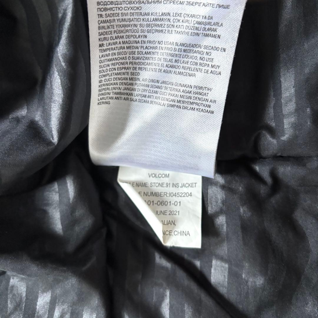 最高峰 VOLCOM ボルコム スノーボードウェア レディースMの通販はau