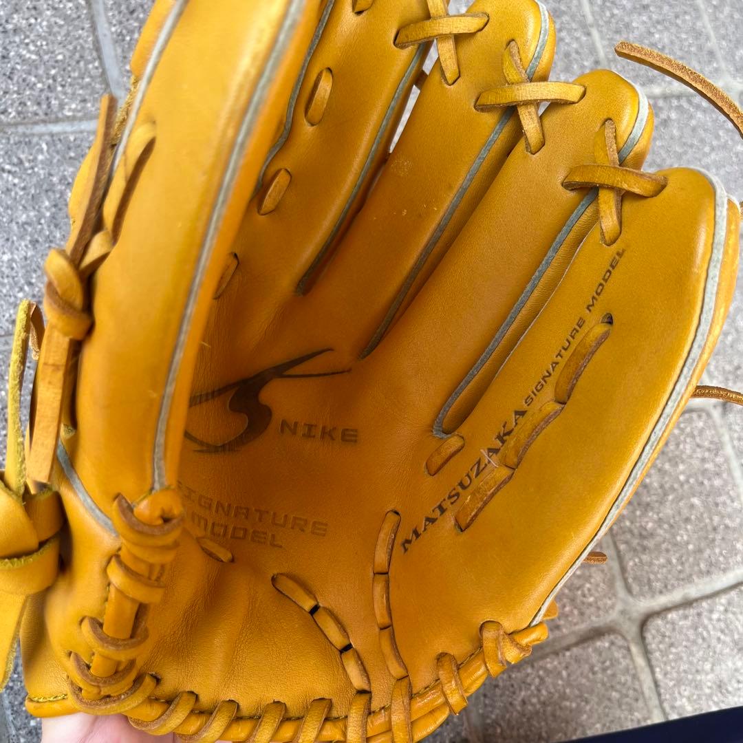 《希少》松坂モデル　投手用　グローブ　少年野球　黄色　ライナーバック