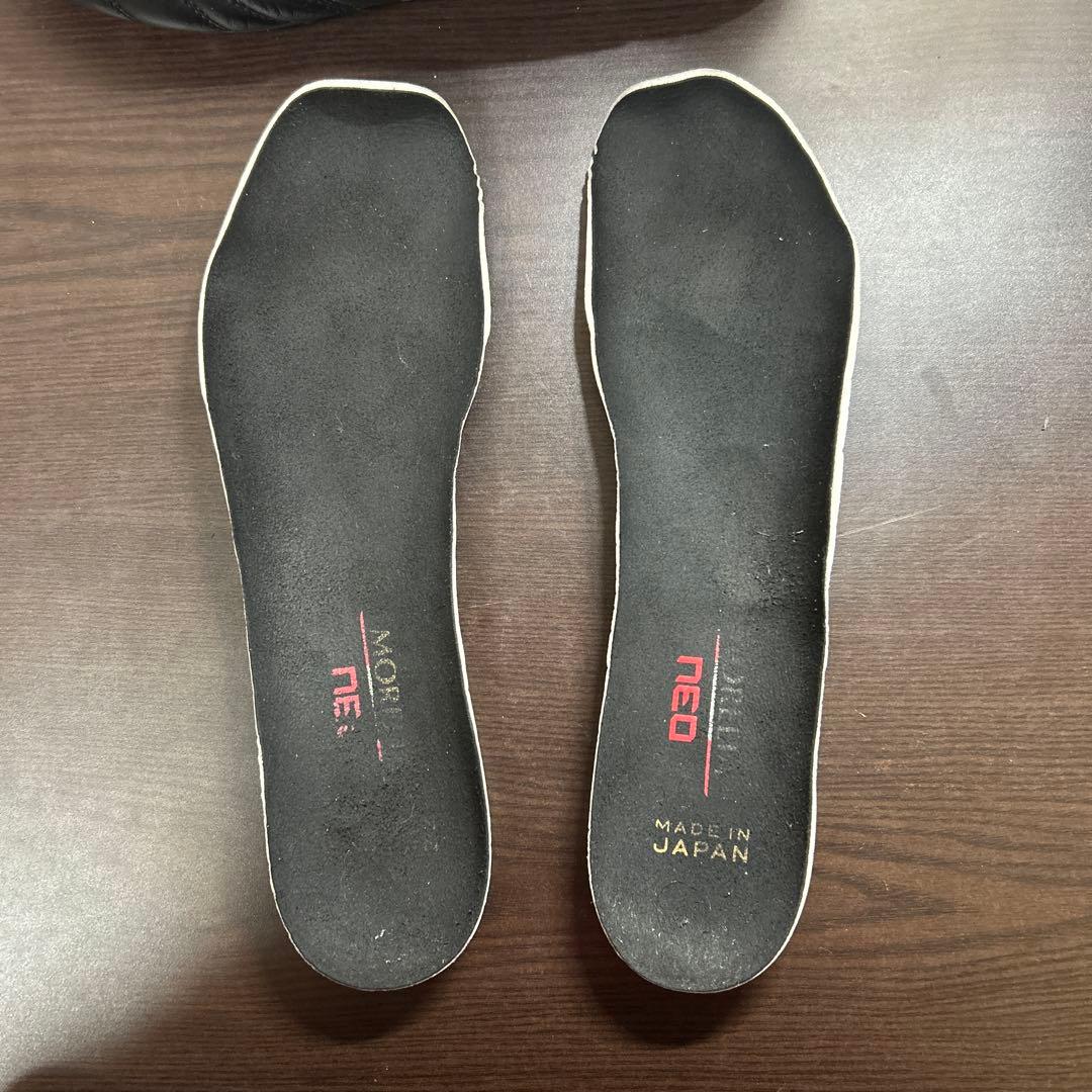 モレリアネオ4 27.0cm　ブラック/シルバー