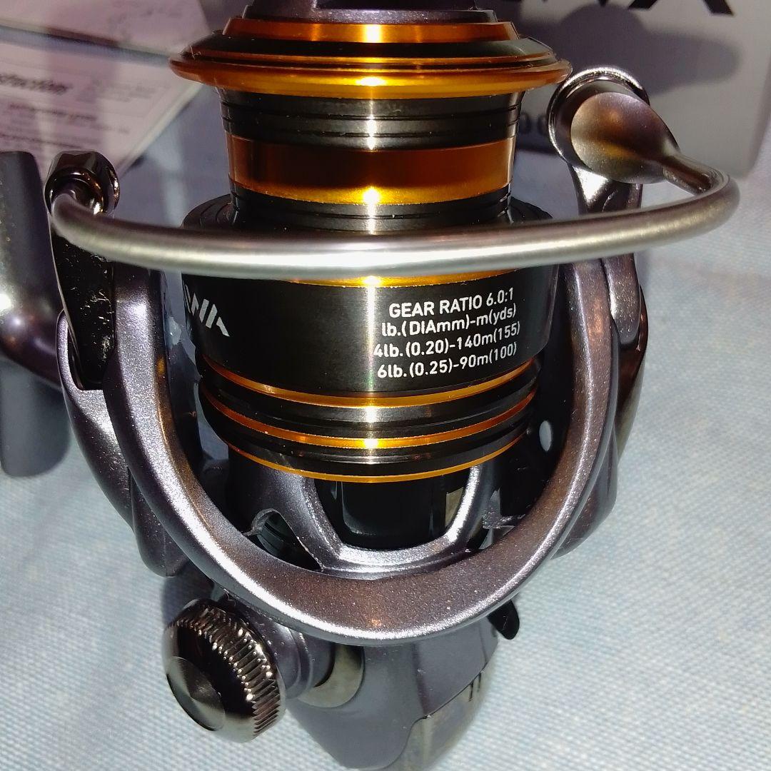 未使用品】DAIWA LEXA 1500SH スピニングリール 逆輸入版