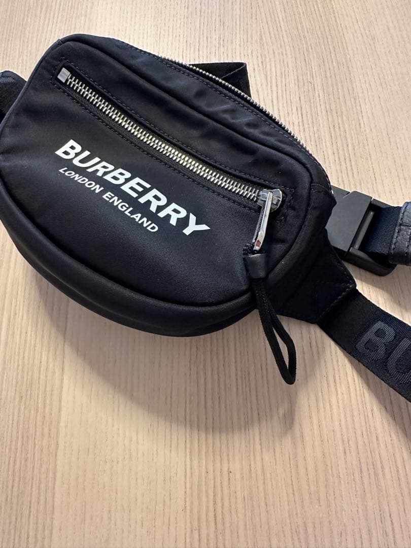 希少BURBERRY ボディバッグ ウエストポーチ デニム調 ノバチェック