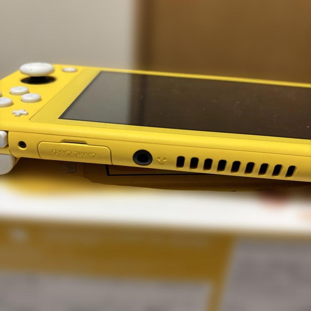 Switchライト 本体 箱付き 2025年生産